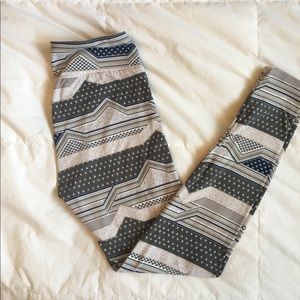 LuLaRoe leggings